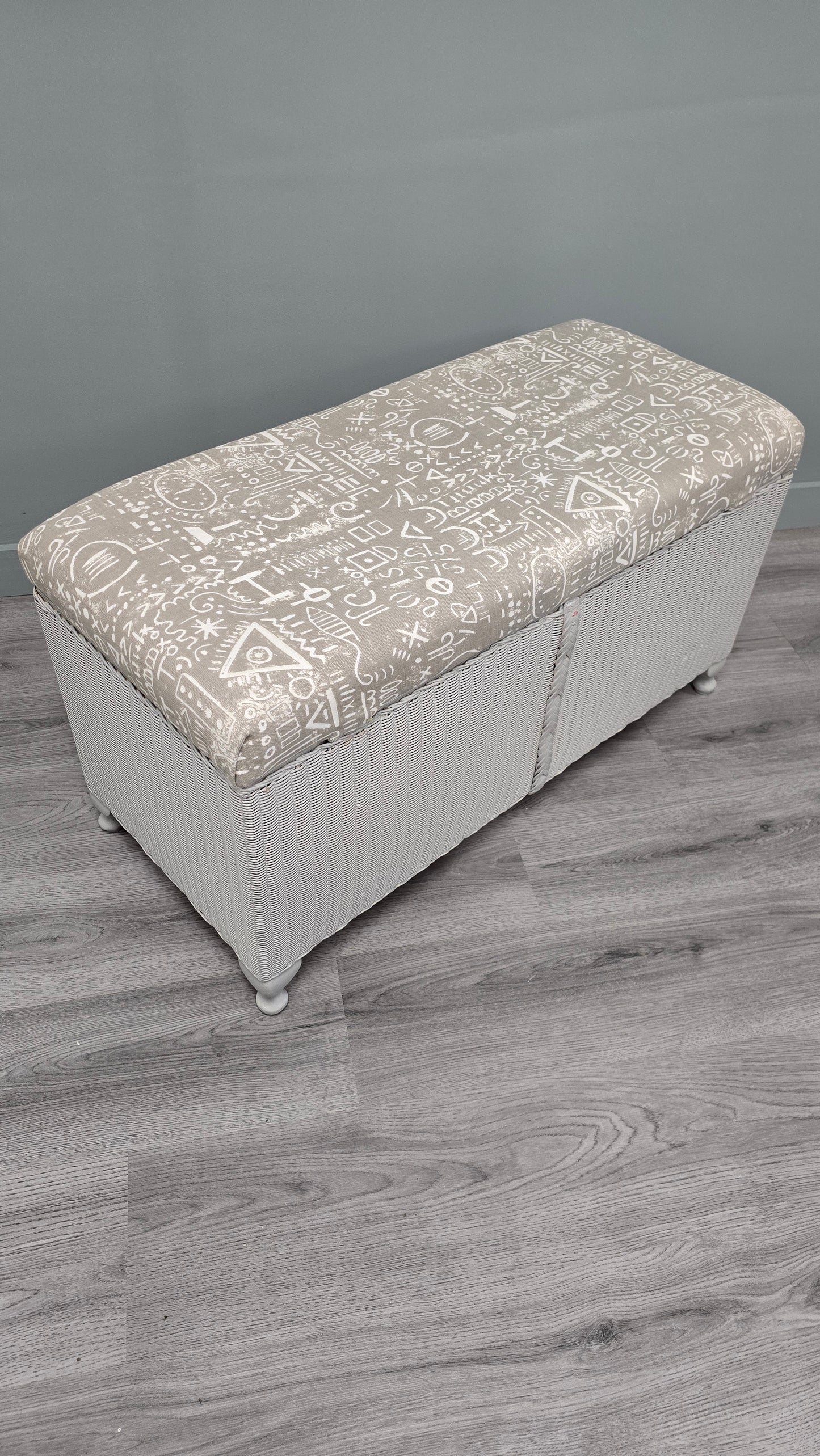 Lloyd Loom Ottoman