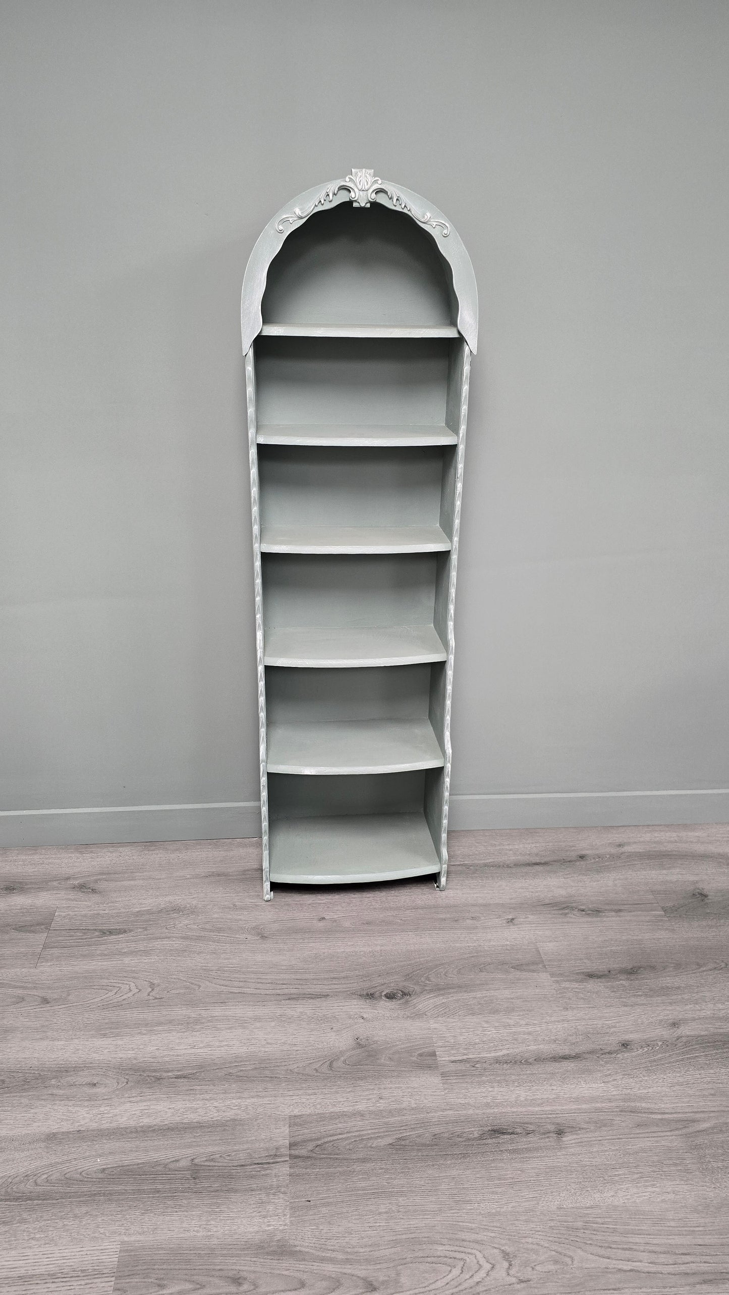 Shelf Unit