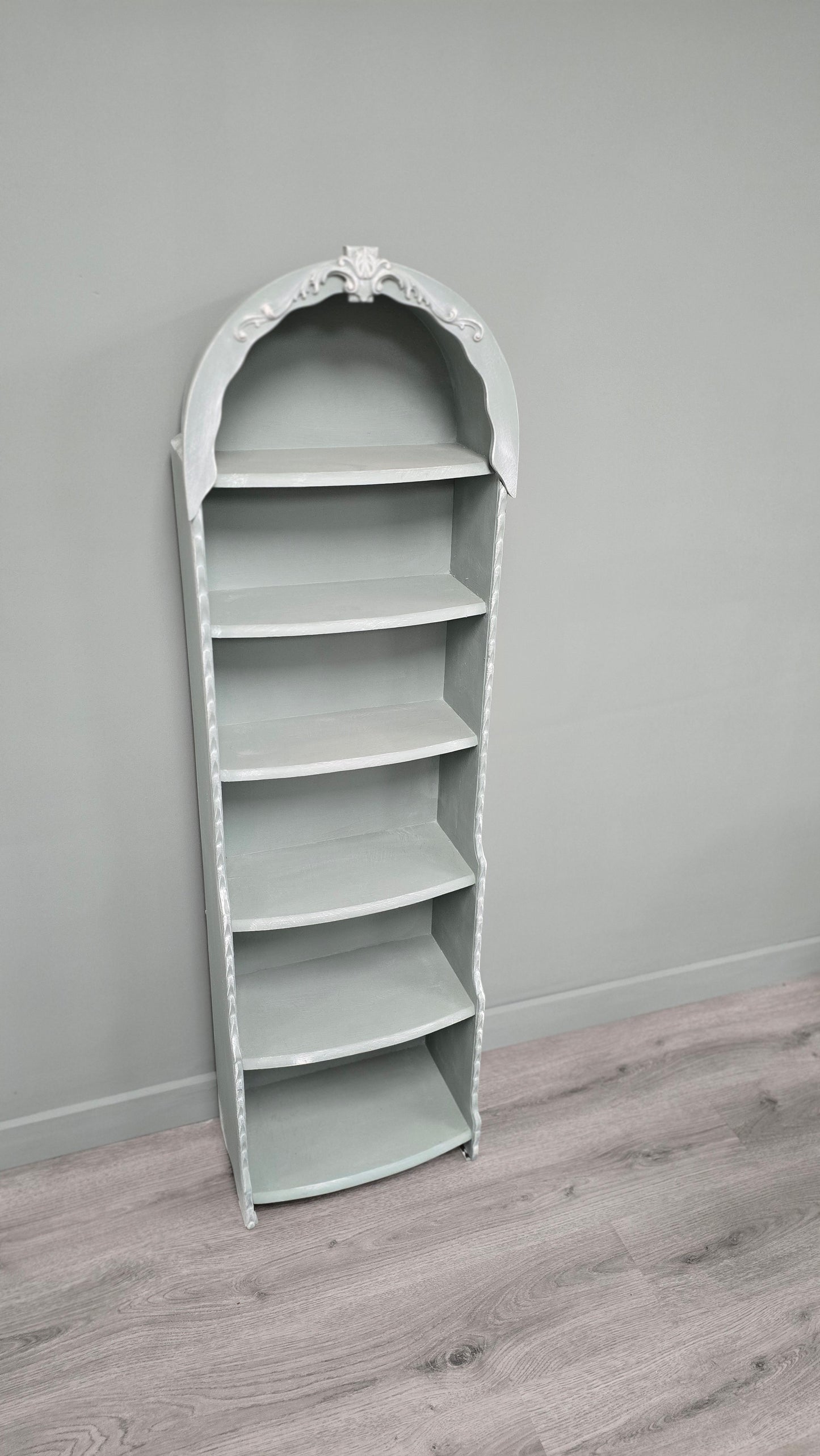 Shelf Unit