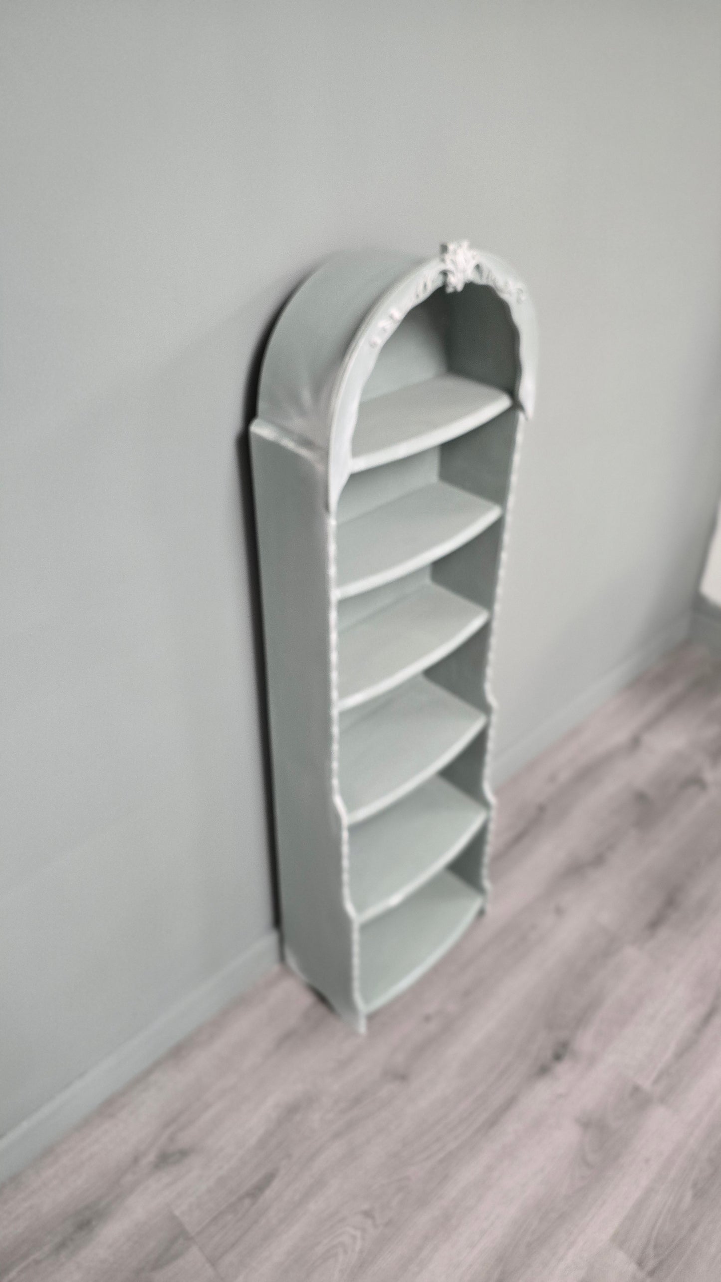 Shelf Unit