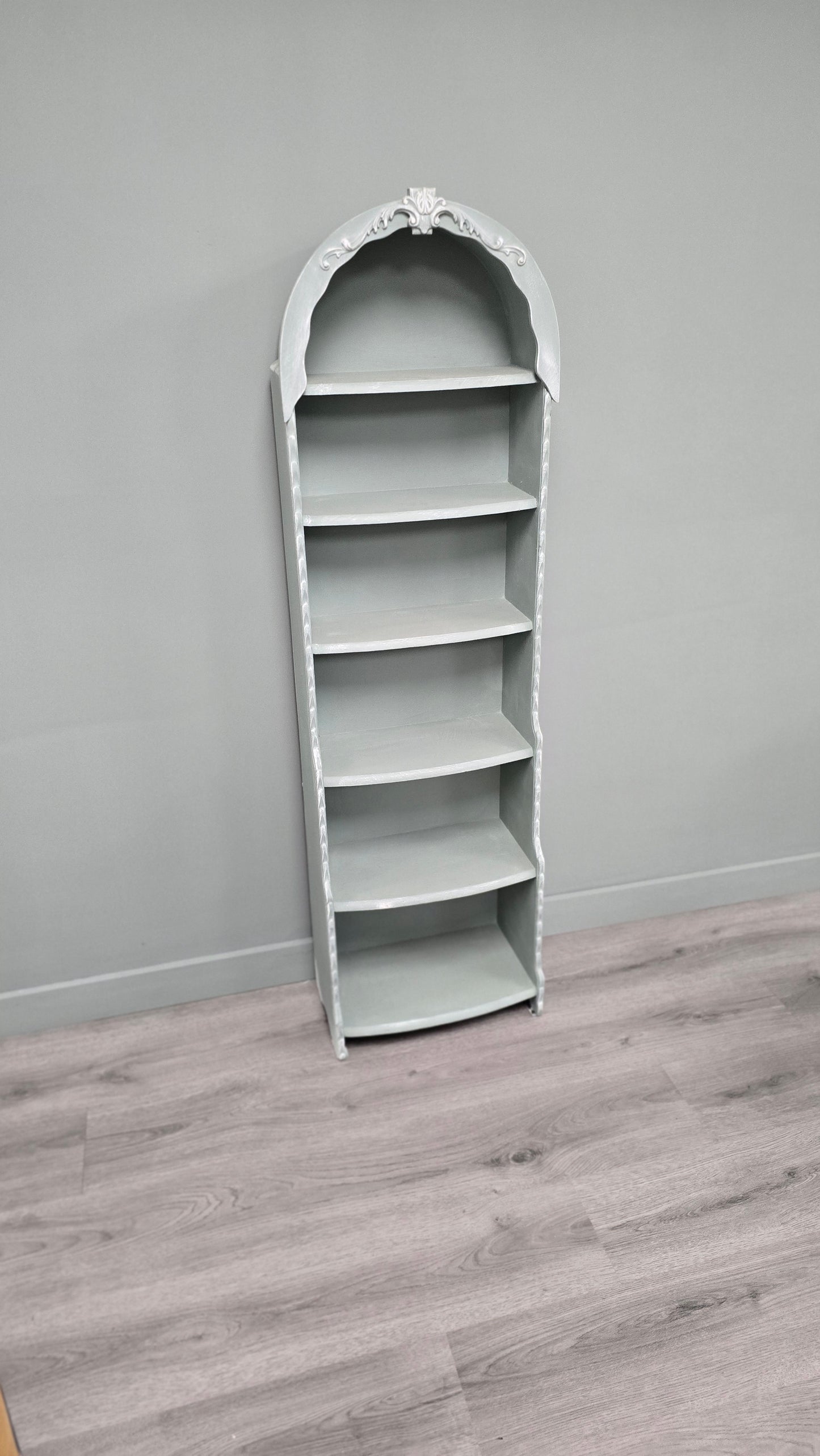 Shelf Unit