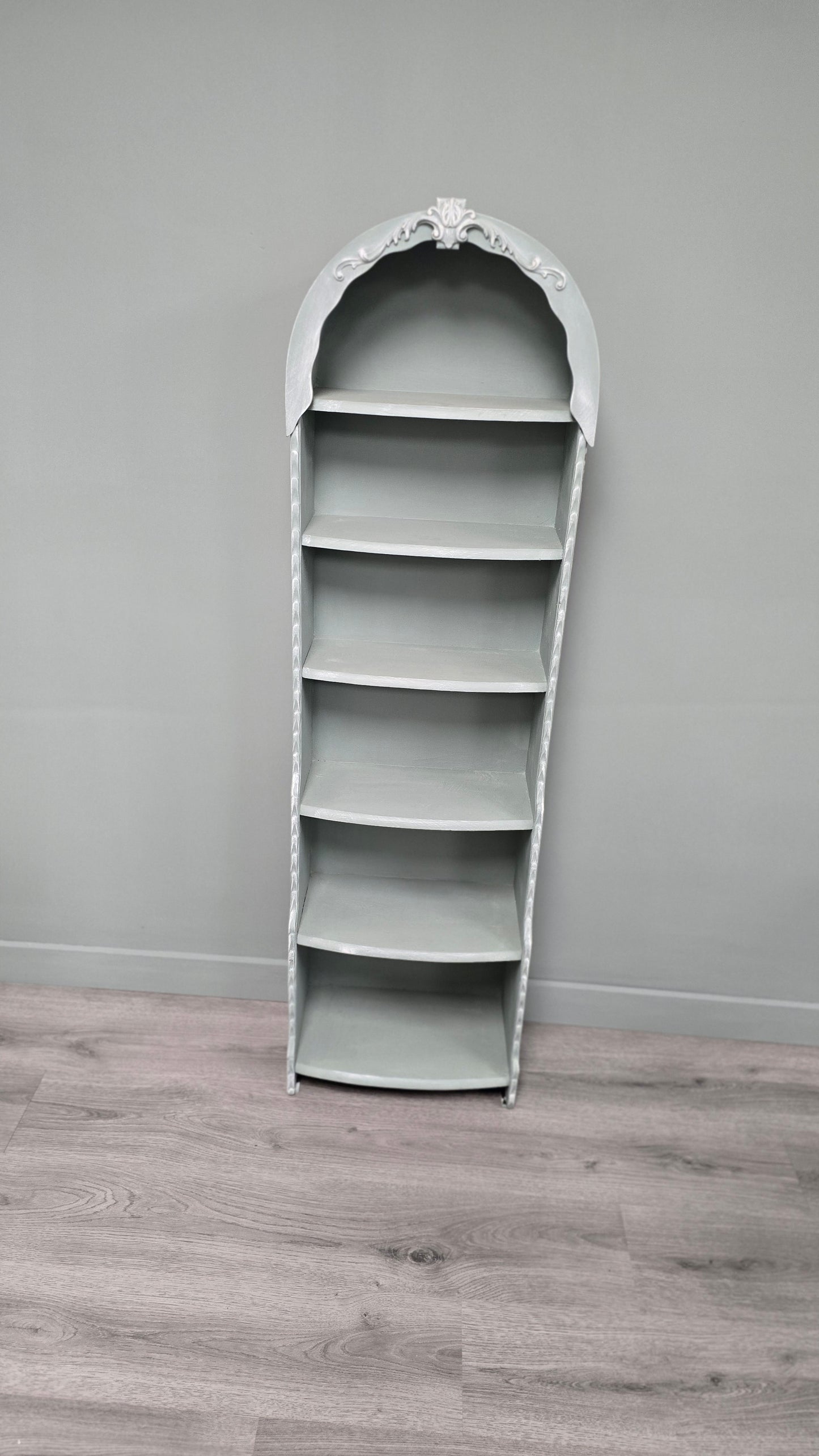 Shelf Unit