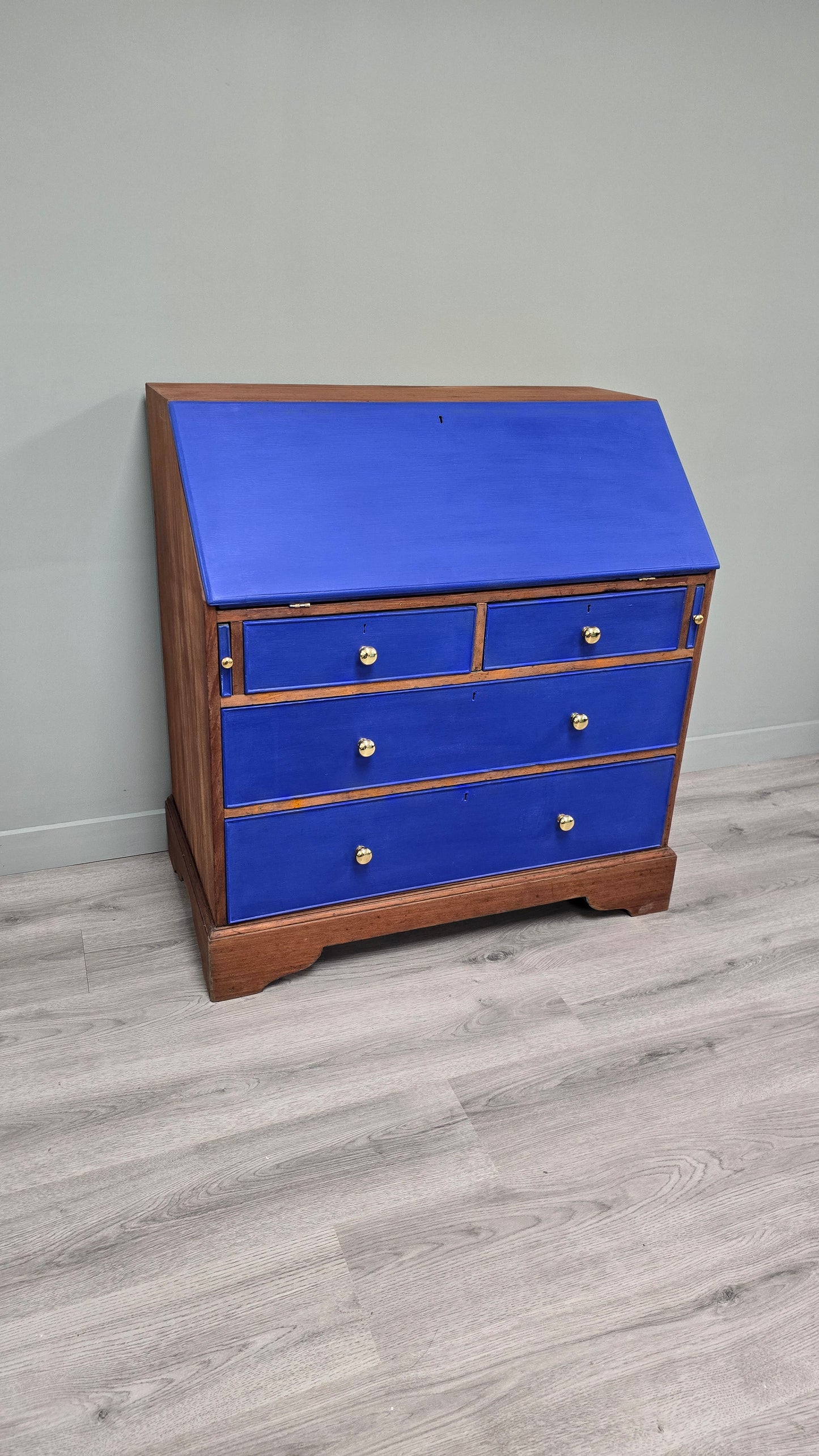 Writing bureau in Frida Blue