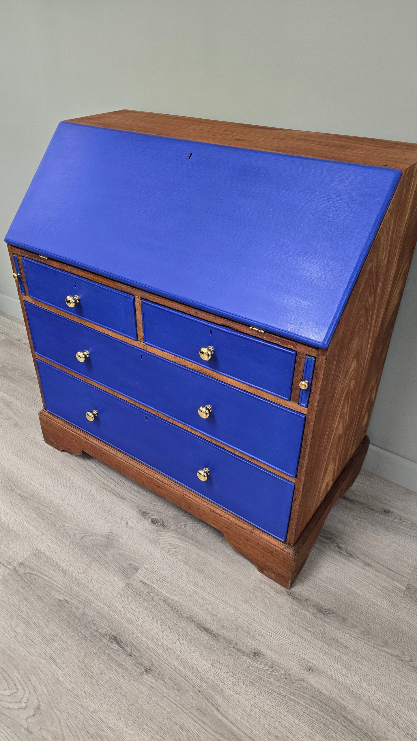Writing bureau in Frida Blue