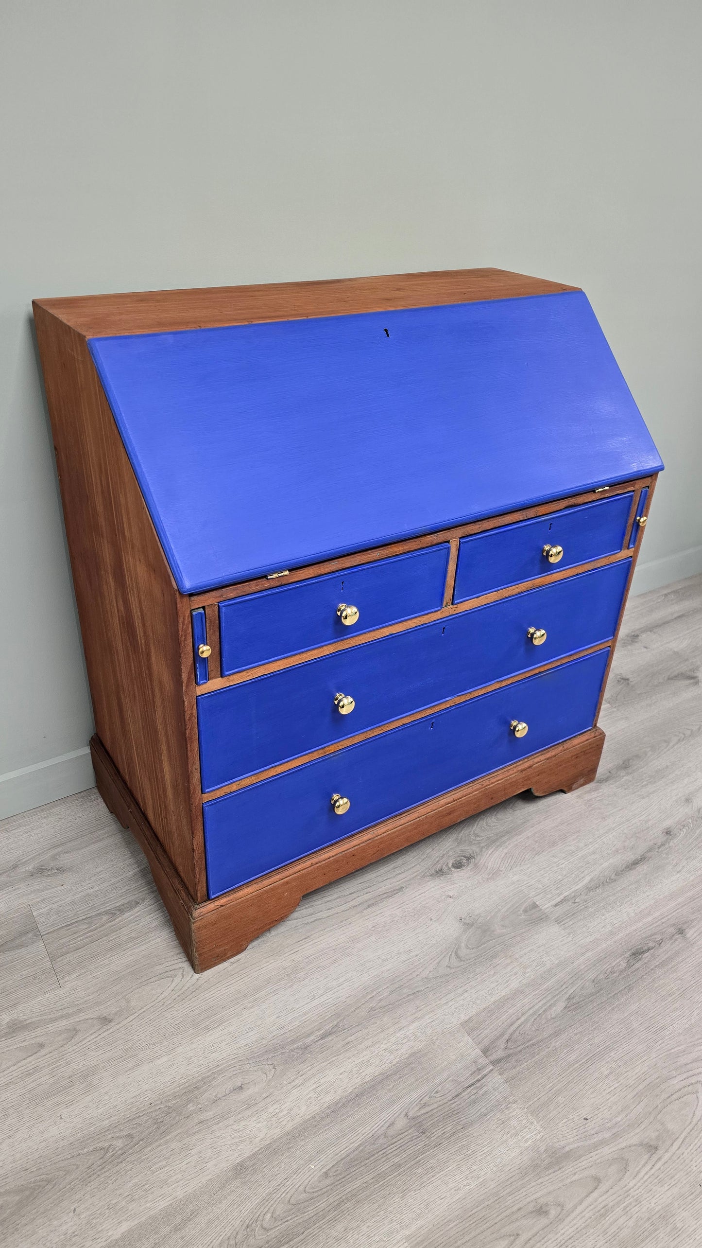 Writing bureau in Frida Blue