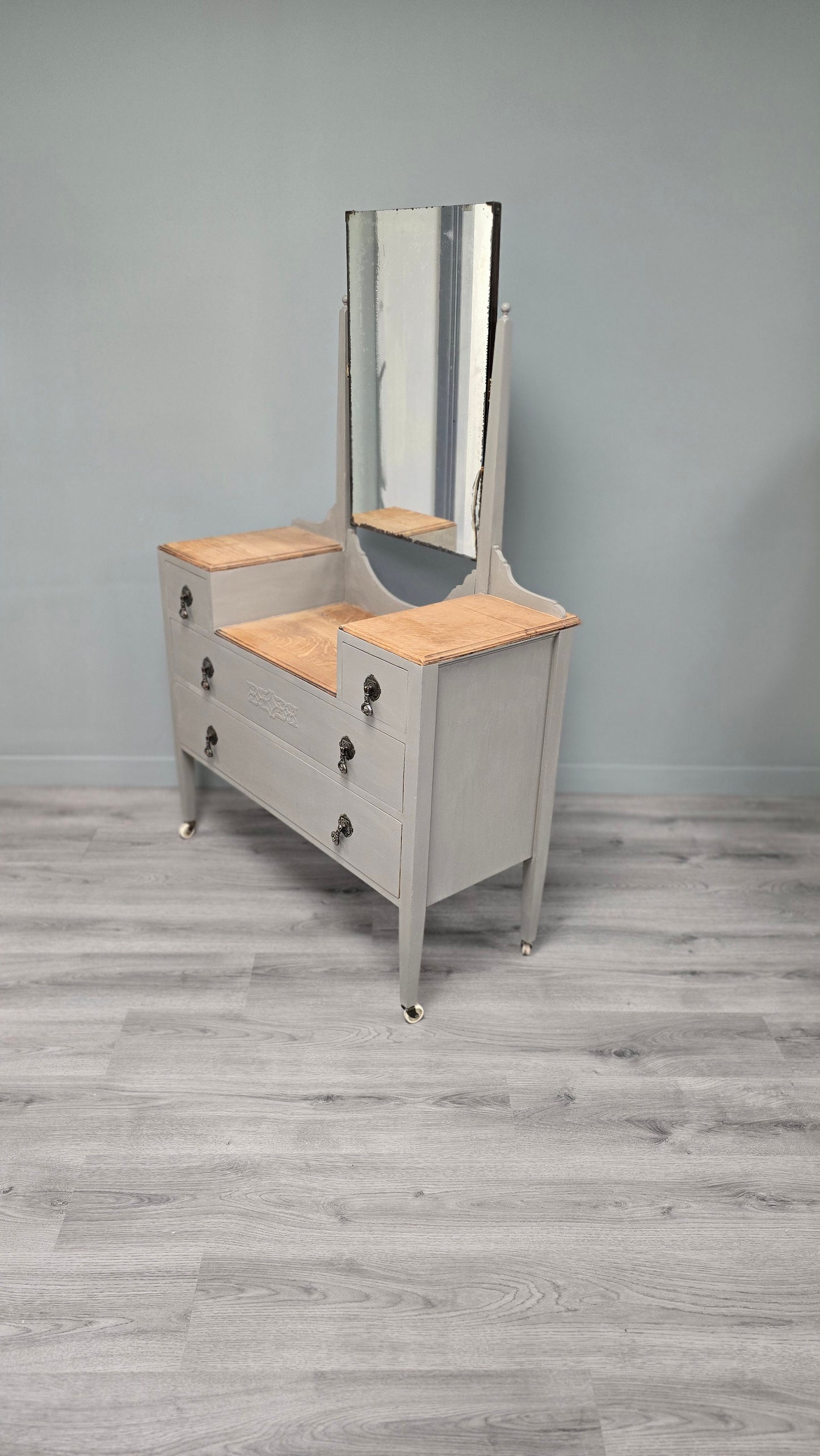 French Linen Grey Dressing Table with mirror