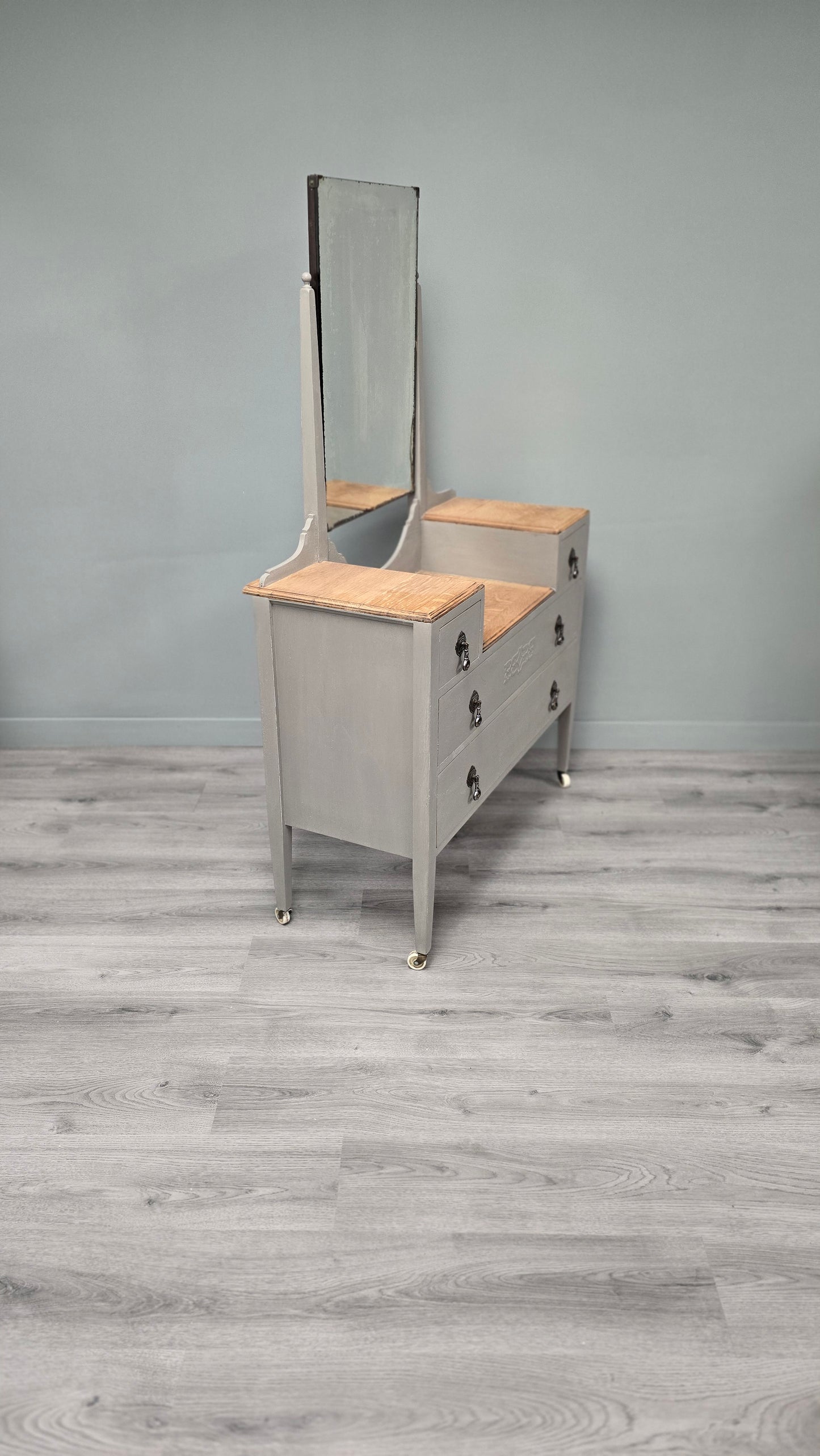 French Linen Grey Dressing Table with mirror