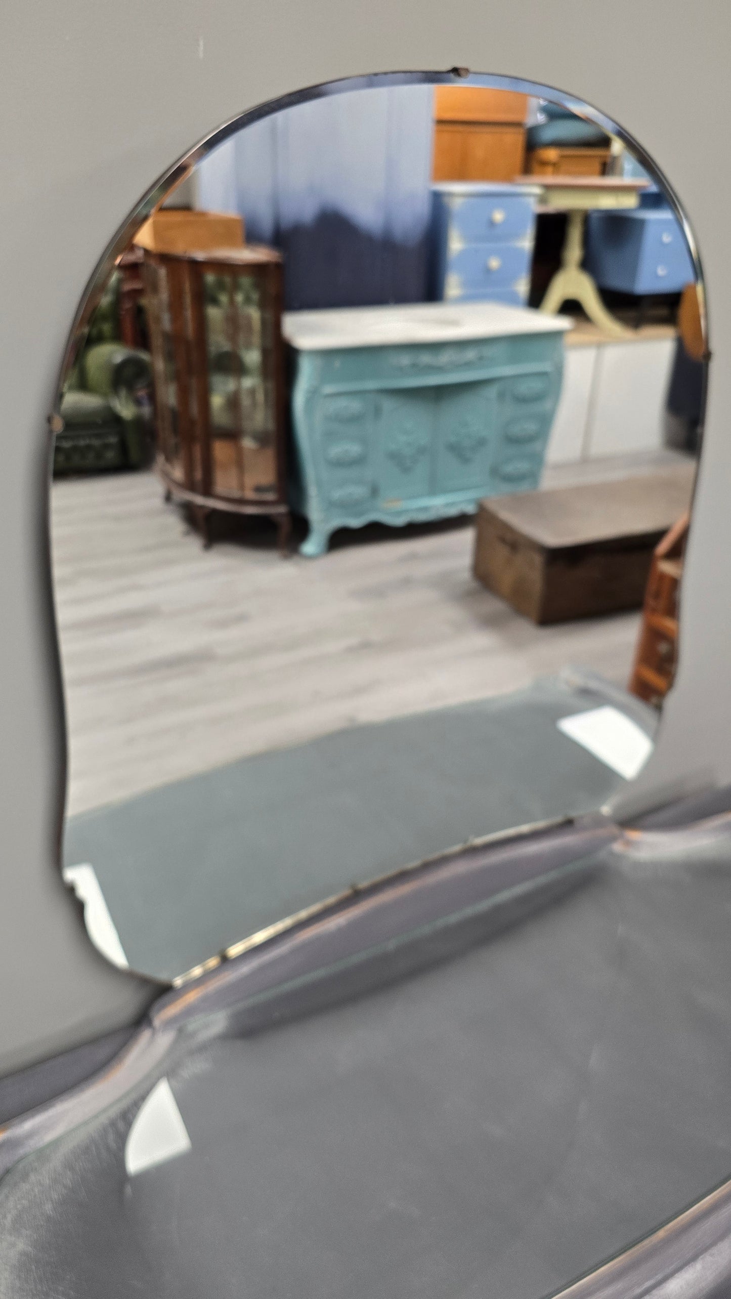 Dressing table with 3 drawers