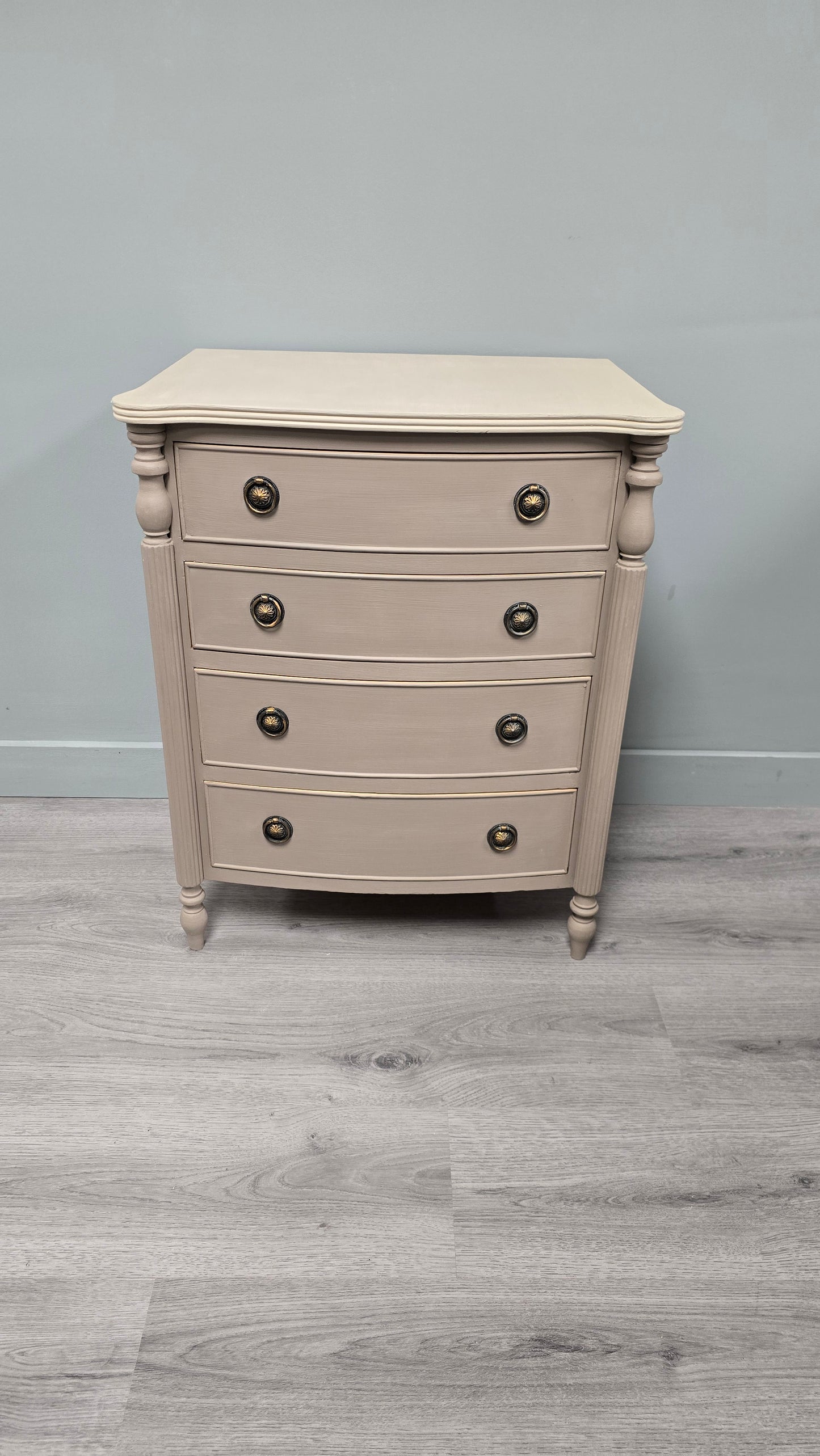CoCo and Country grey Chest of drawers