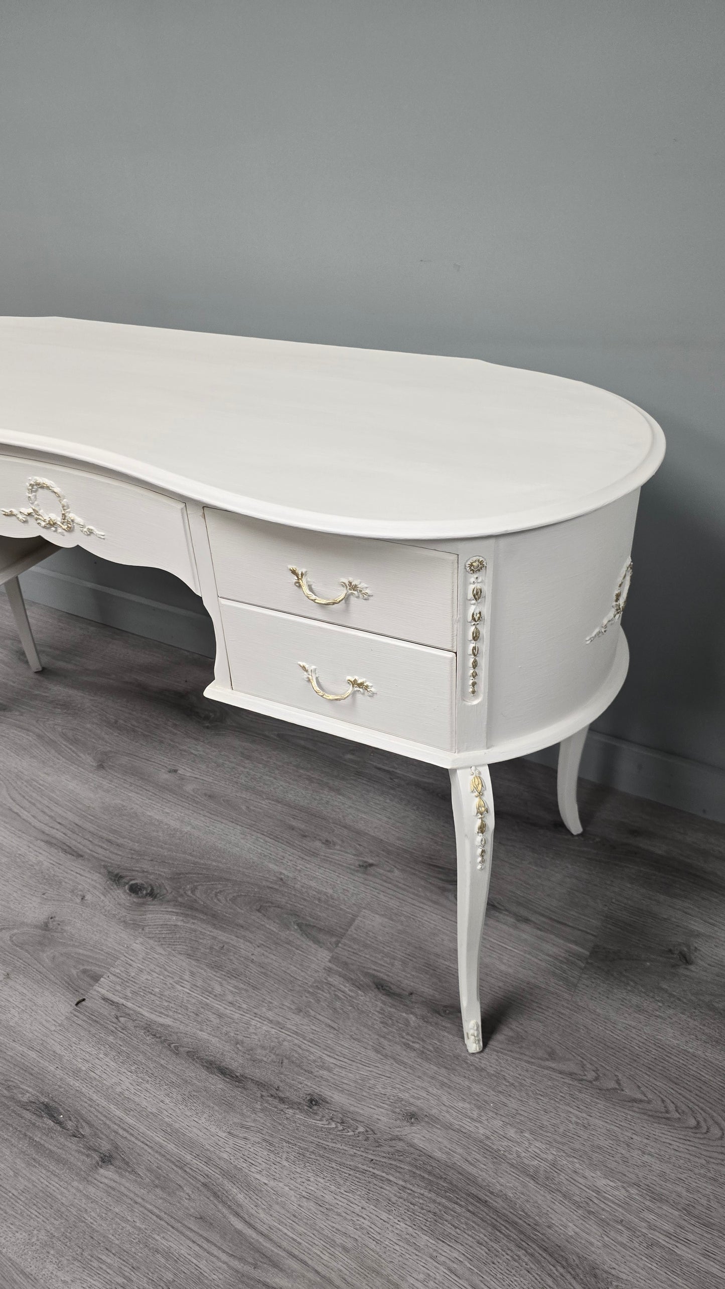 White Dressing Table with gold highlights