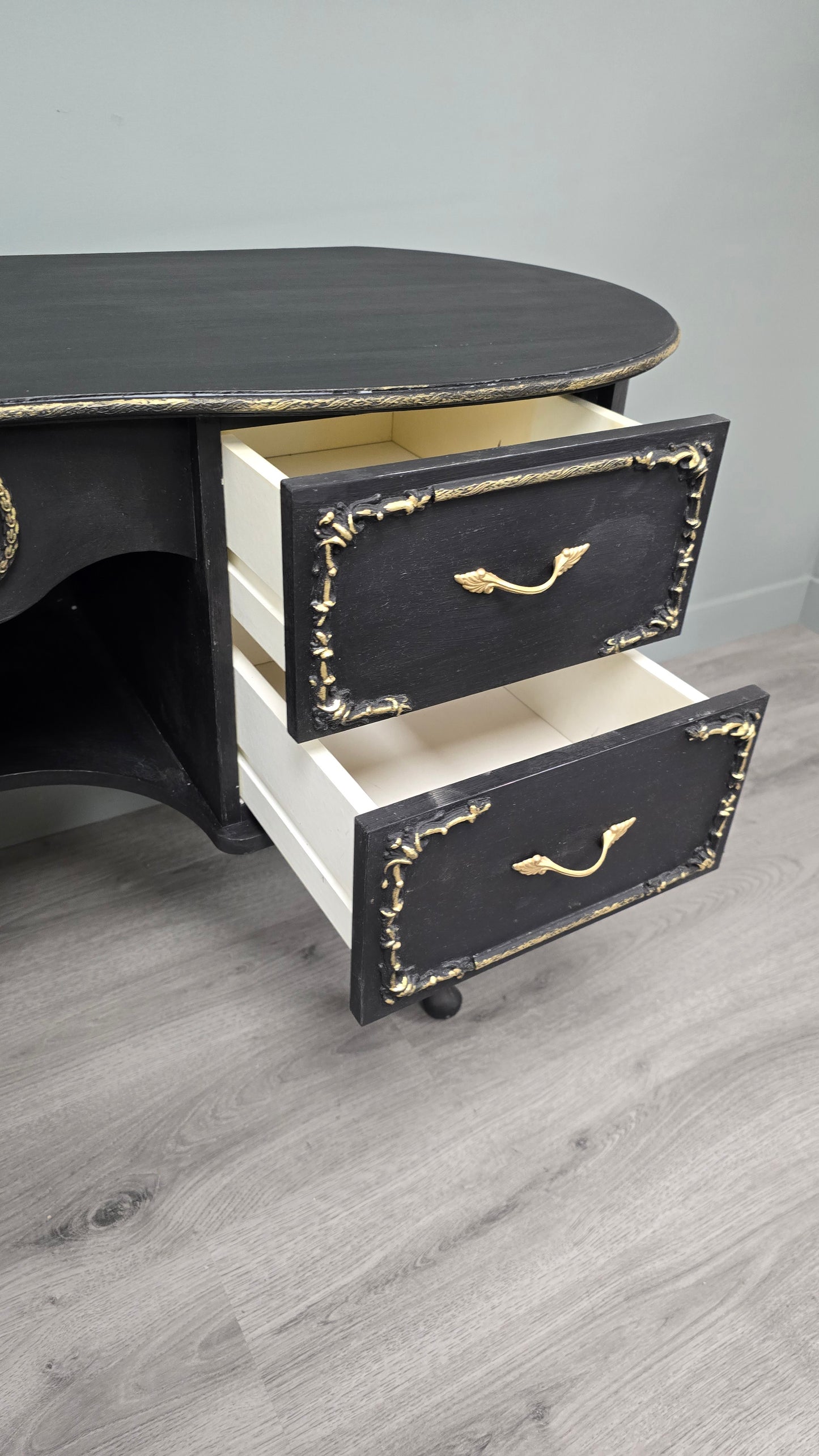 Black and Gold Dressing Table