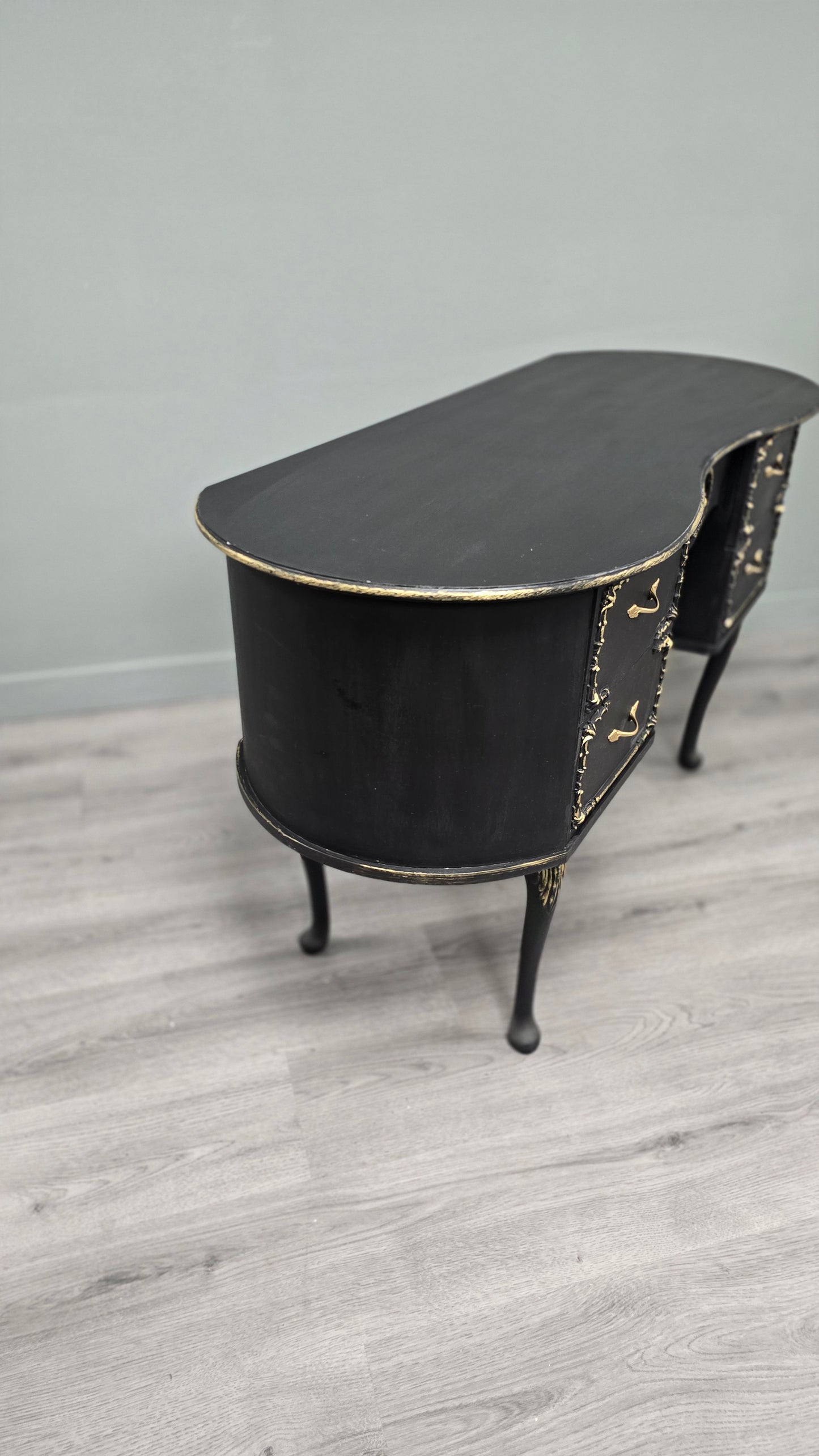 Black and Gold Dressing Table