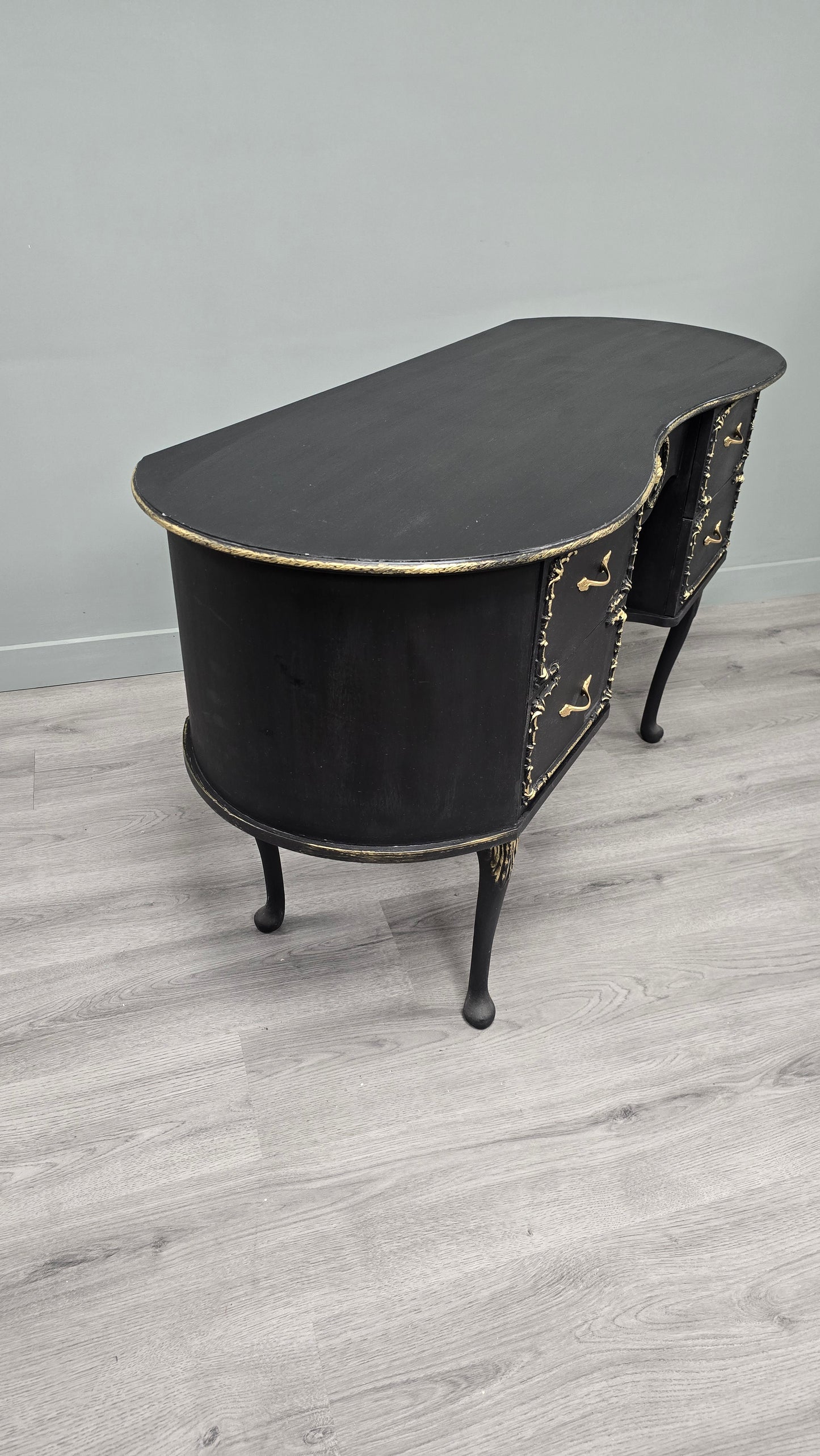 Black and Gold Dressing Table