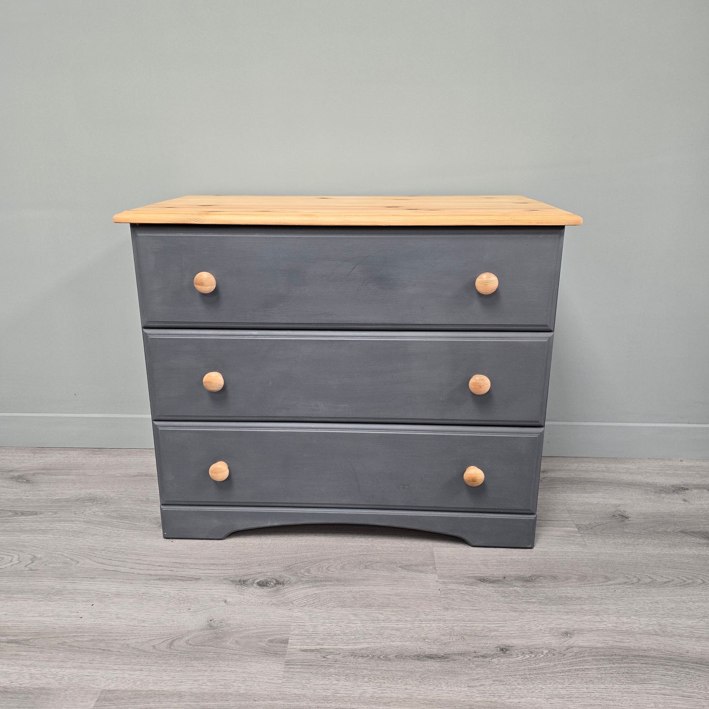 3 drawer chest