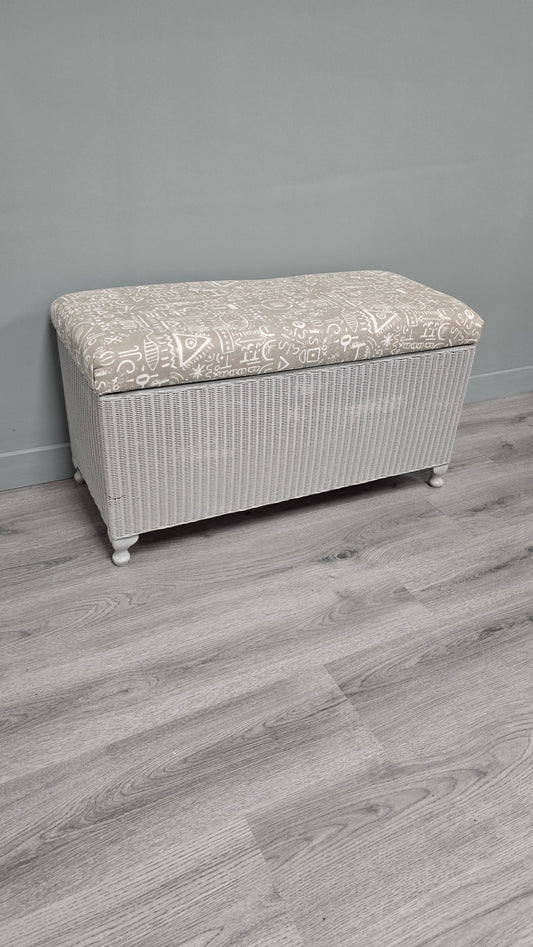 Lloyd Loom Ottoman