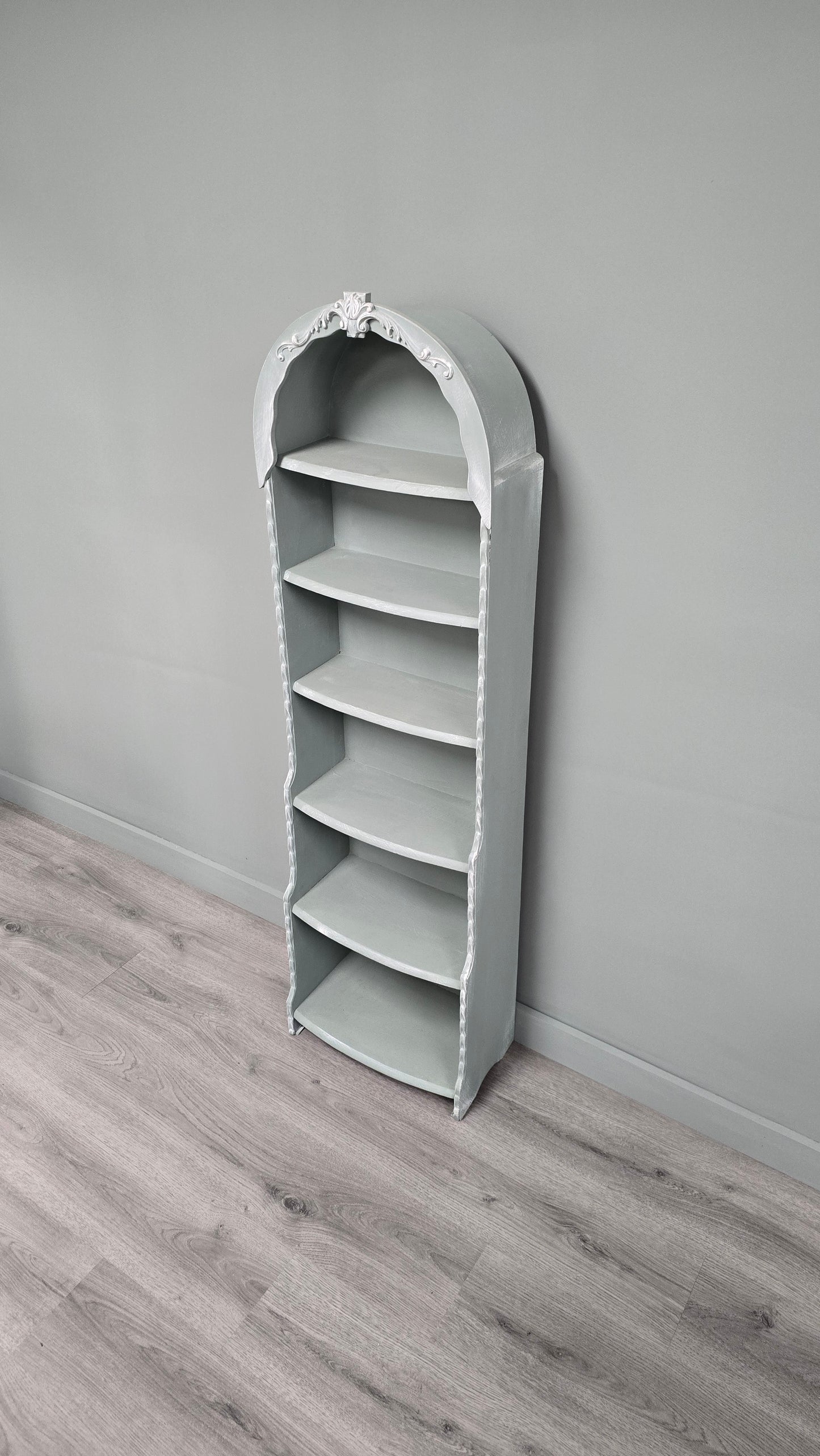 Shelf Unit