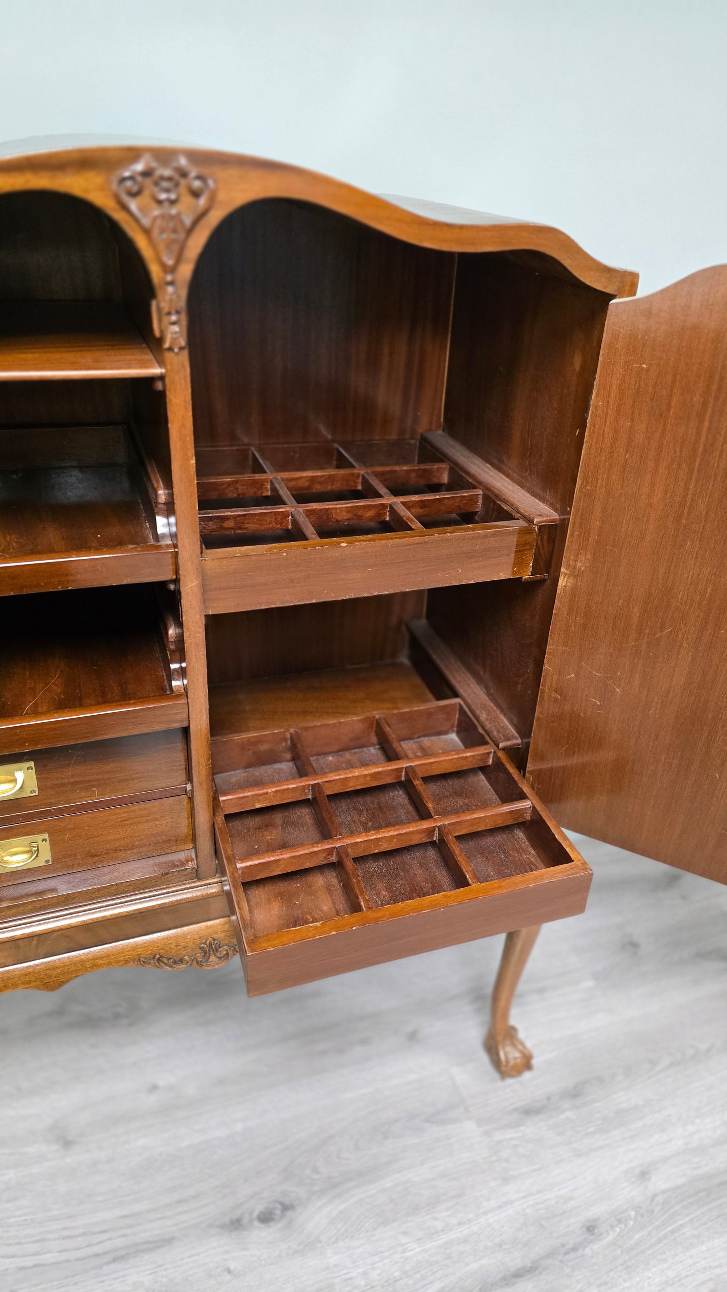 Vintage Clawfoot Drinks cabinet