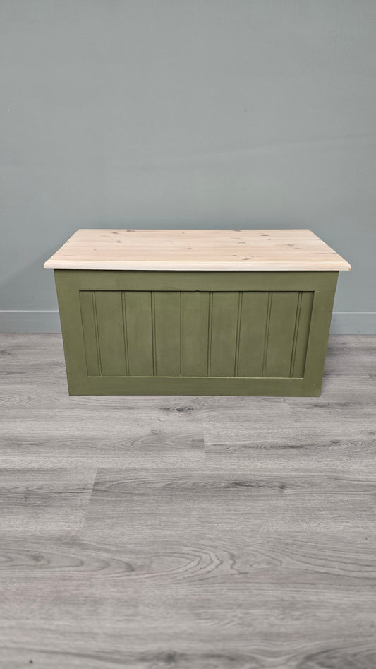 Blanket box