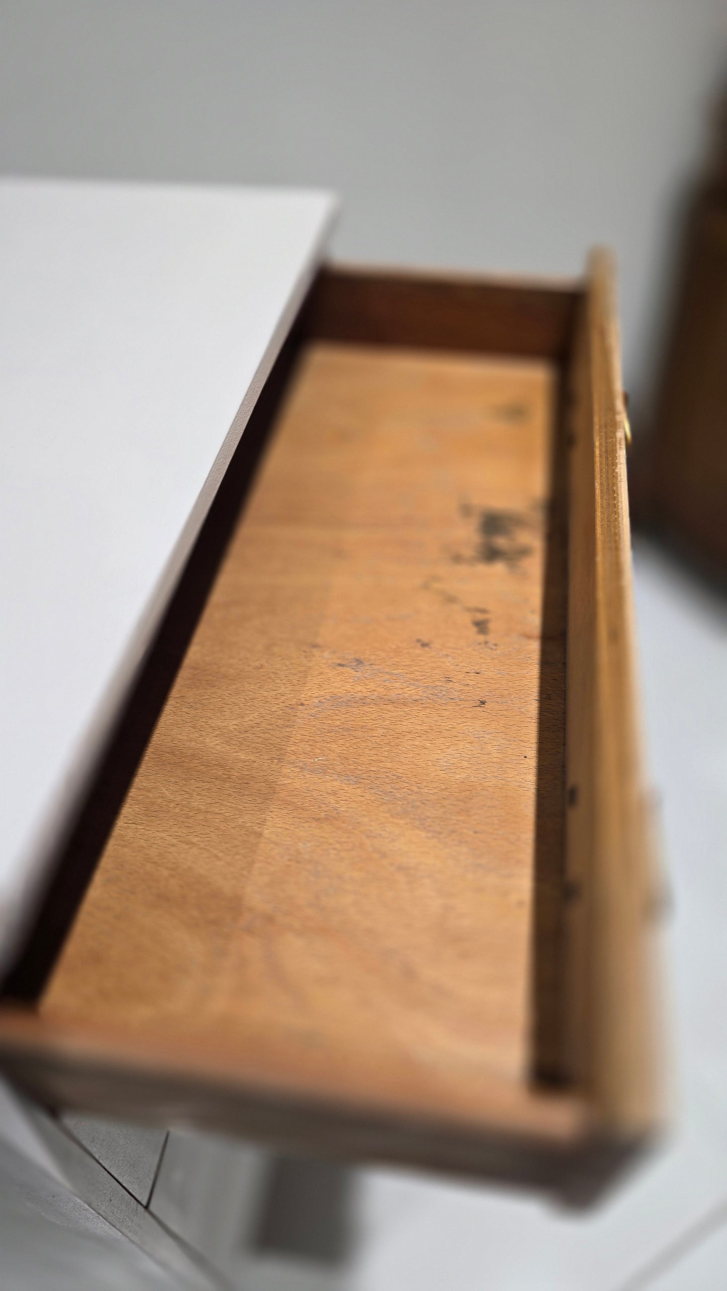 Rococo White Chest of Drawers