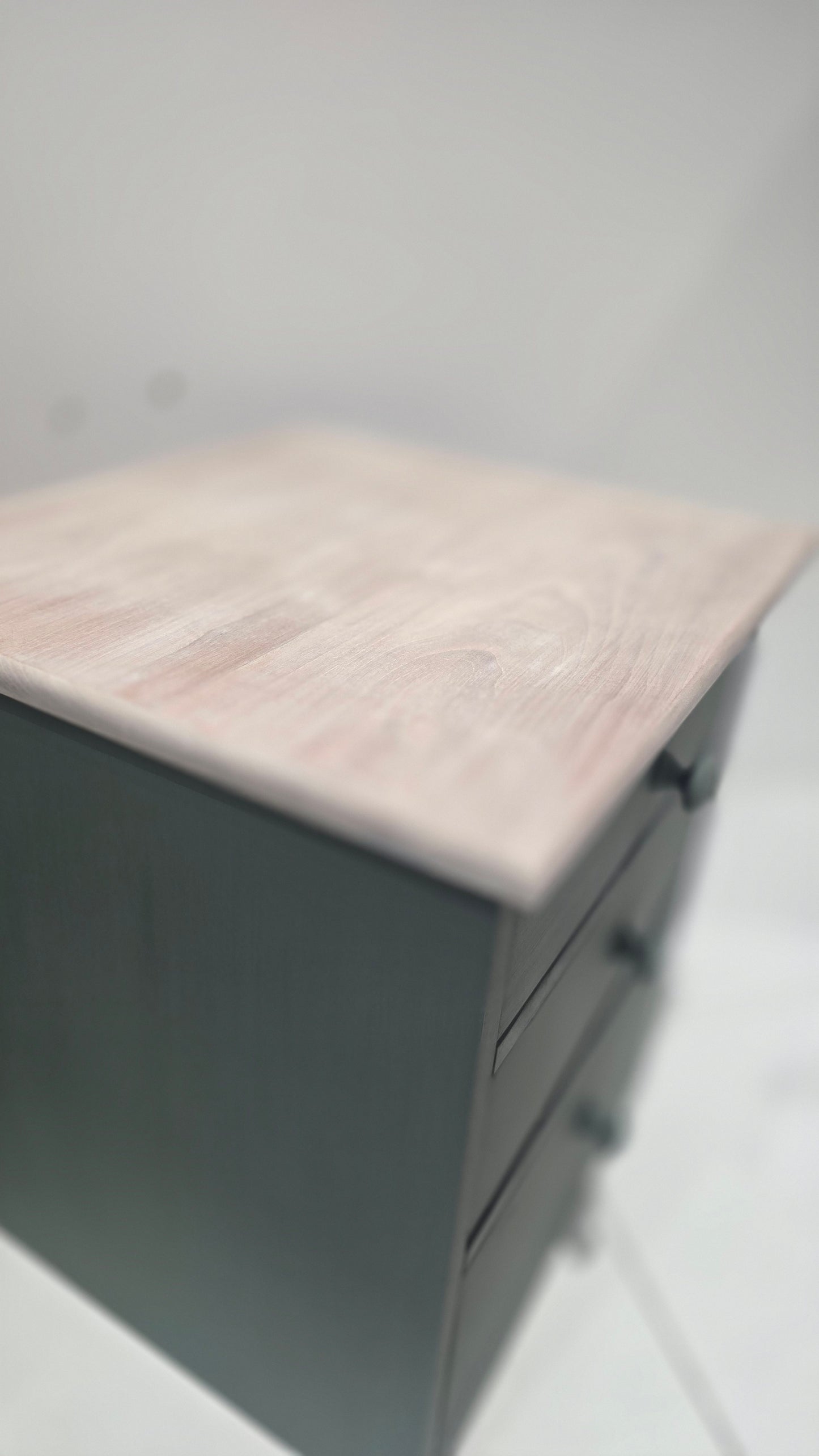 Pair of bedside tables in Empire Green