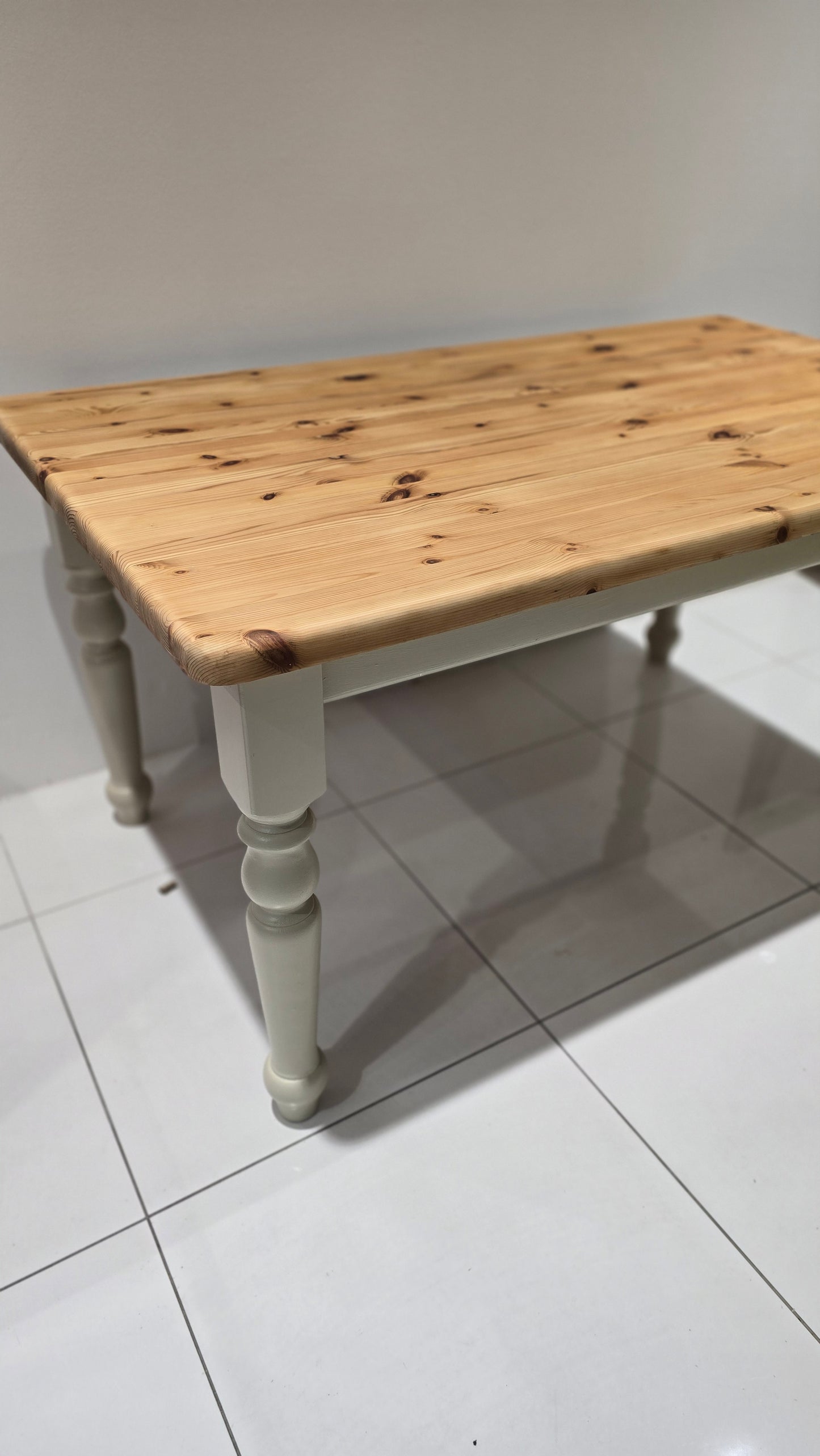 Cottage Style Dining table