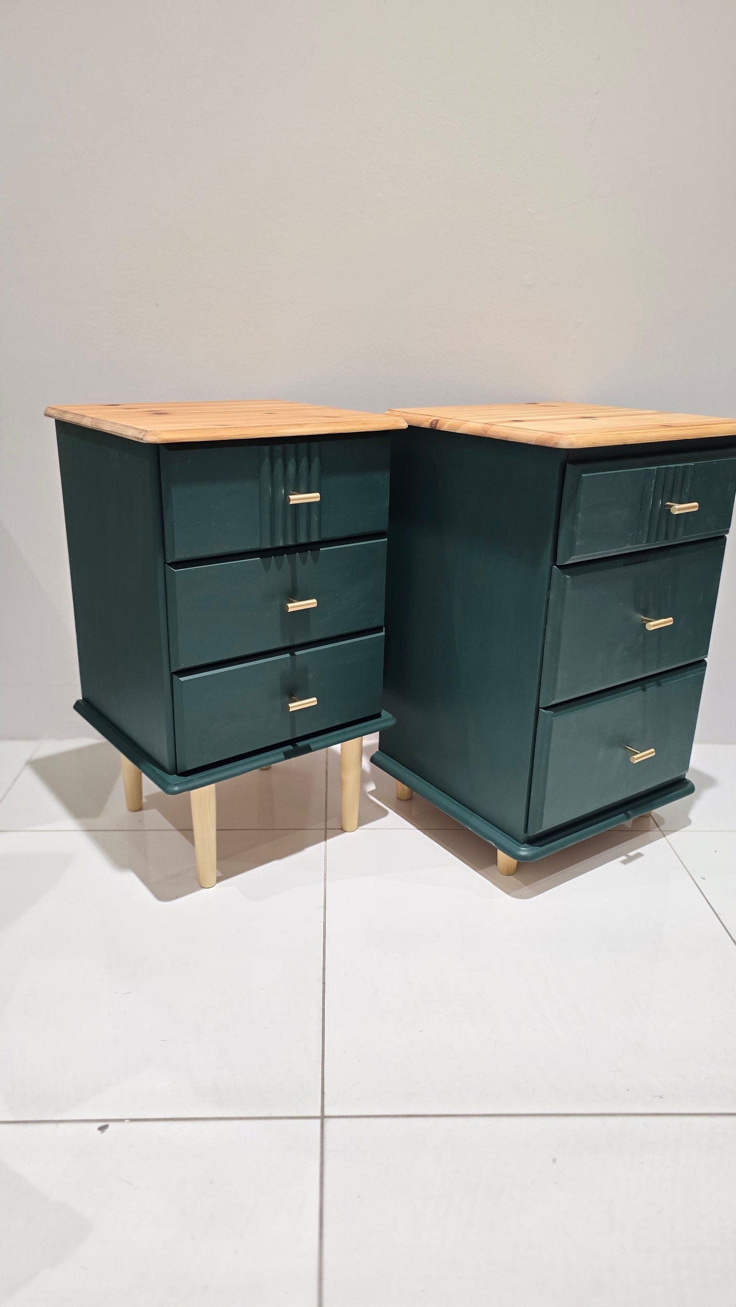 KnightsBridge Green Bedside Tables