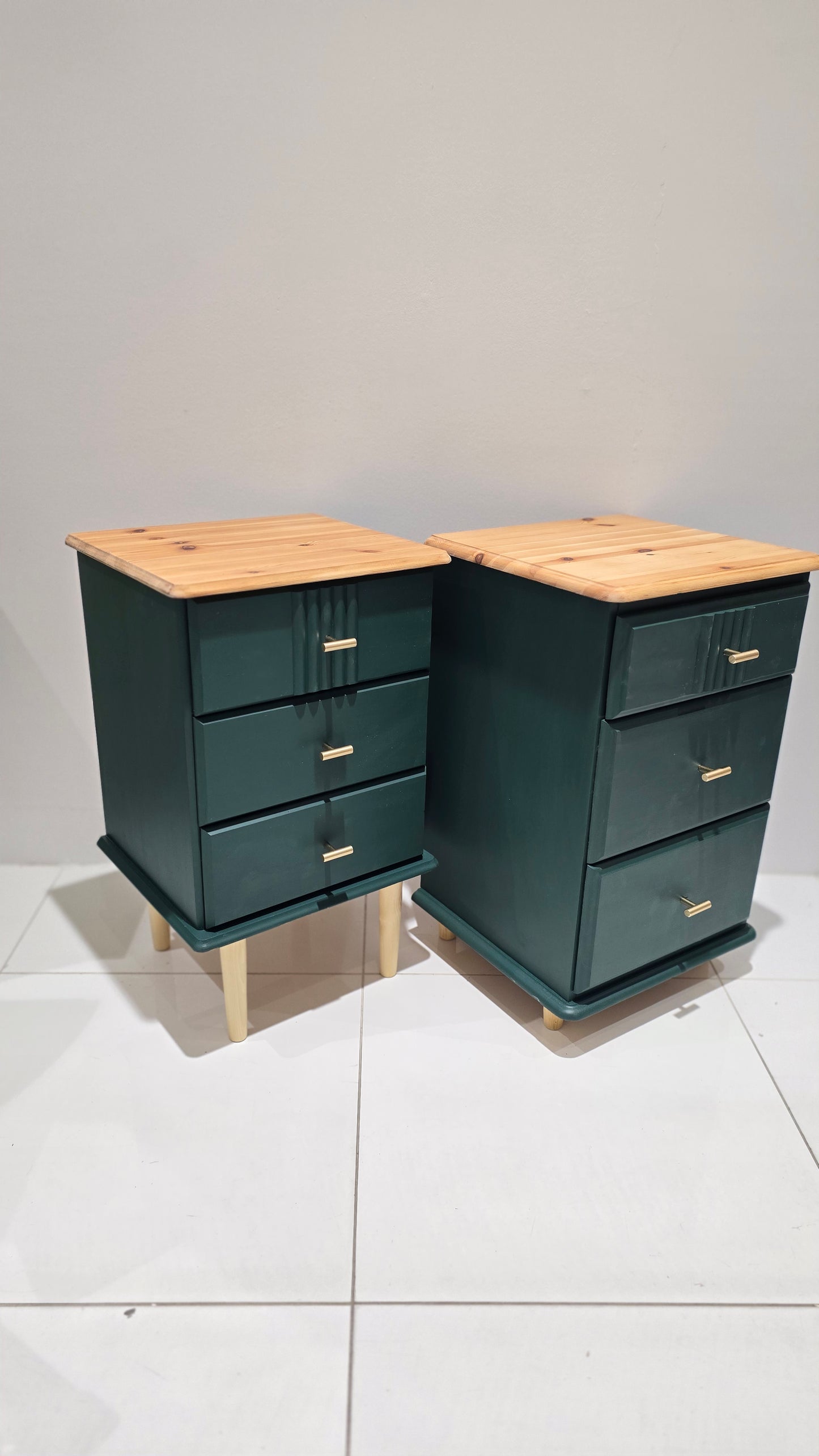 KnightsBridge Green Bedside Tables