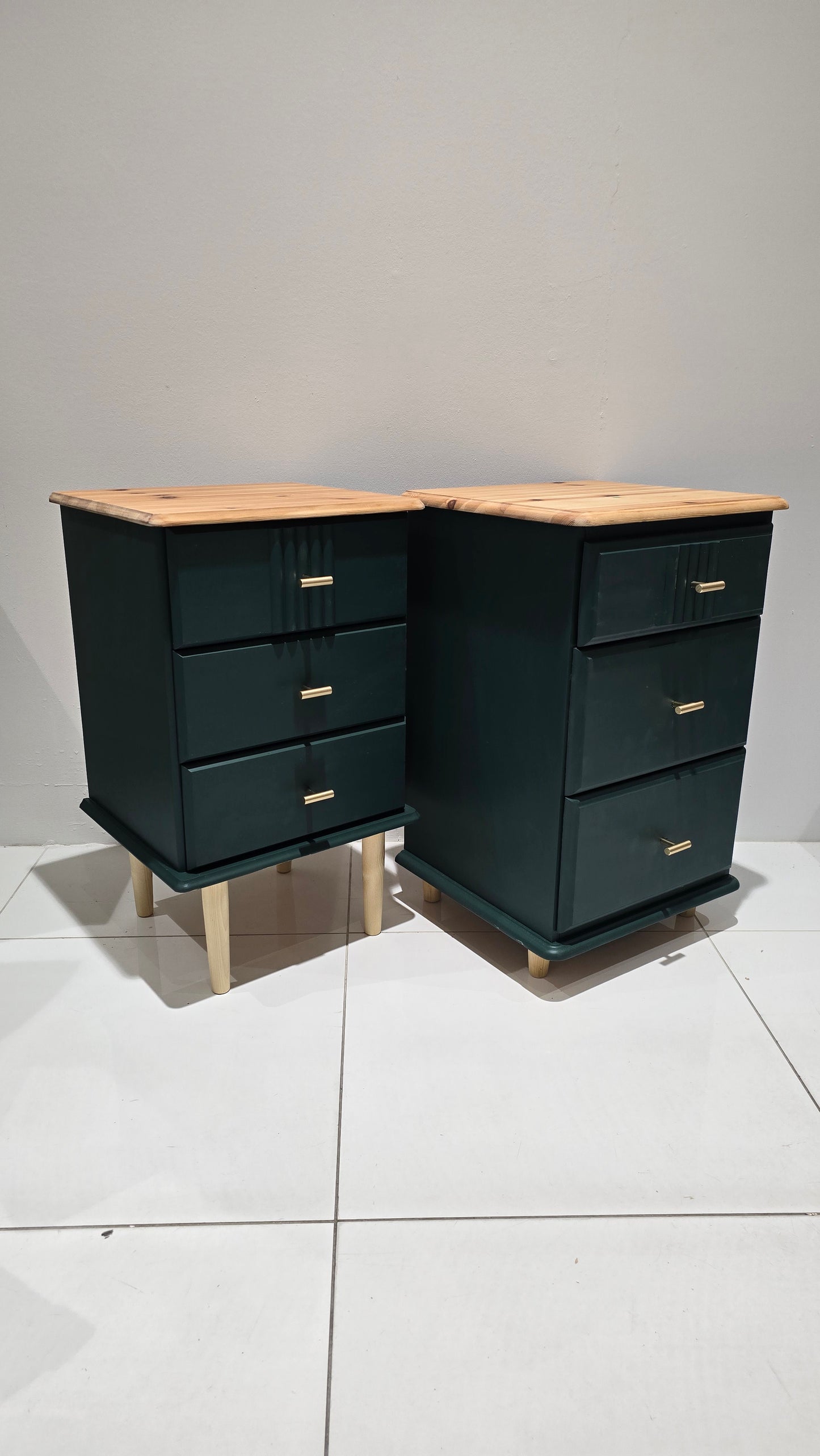 KnightsBridge Green Bedside Tables