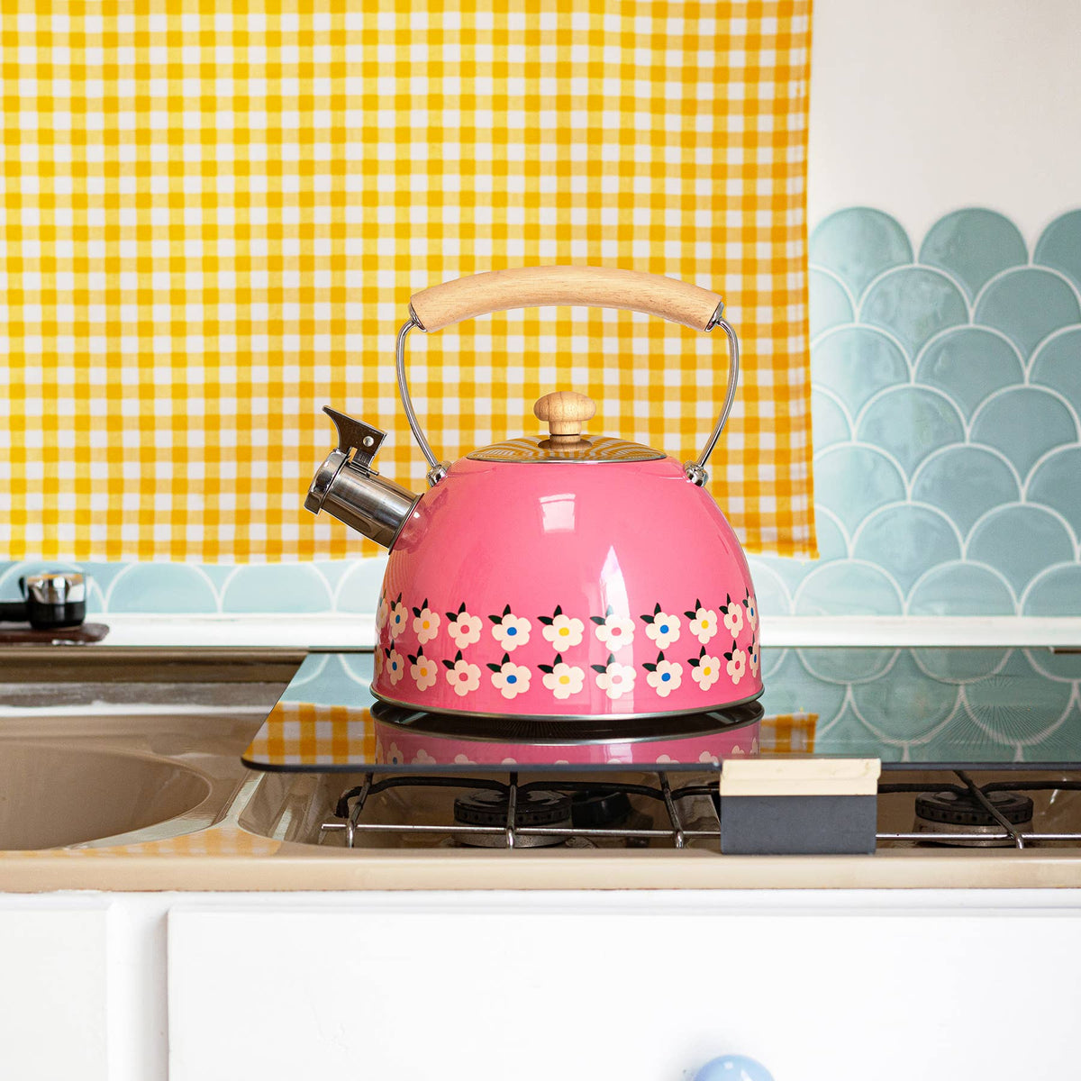 Whistling Kettle Stove Top | Tea Pot Pink Colourful Home