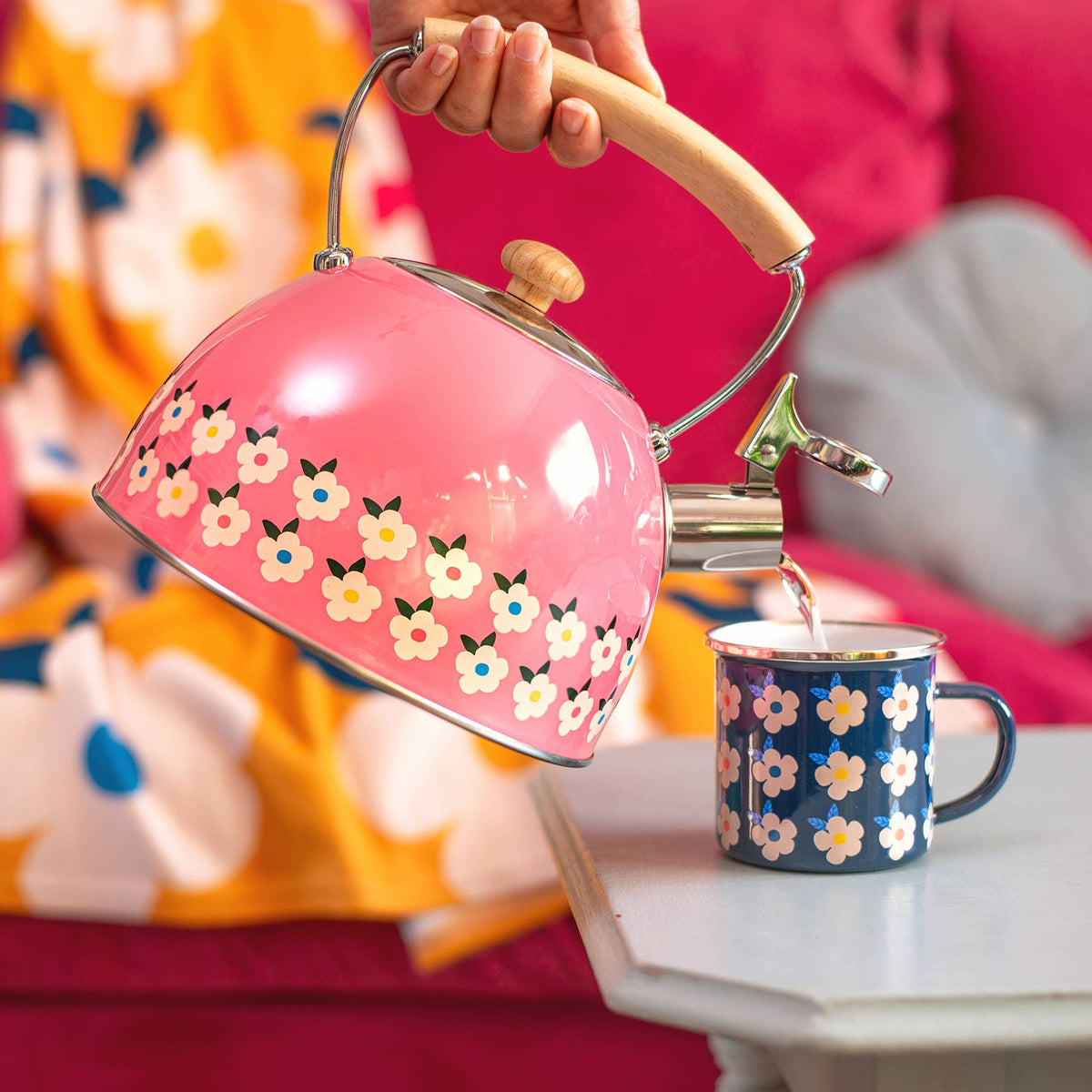 Whistling Kettle Stove Top | Tea Pot Pink Colourful Home
