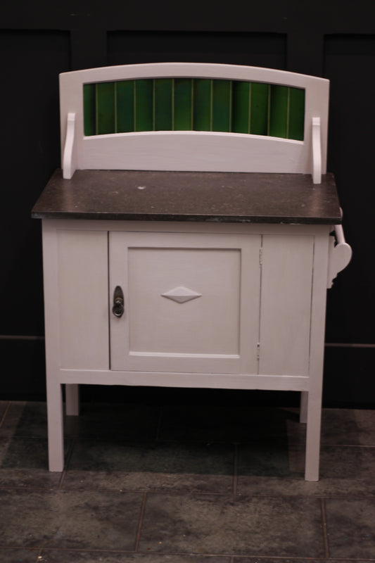 Wash basin cabinet