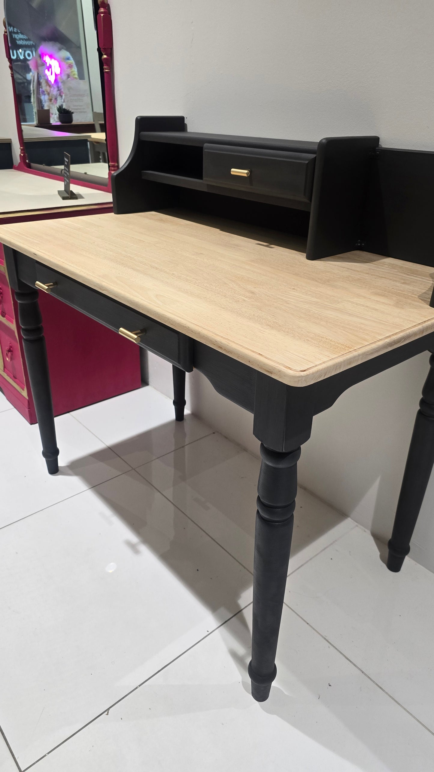 Beautifully Refurbished Graphite Desk