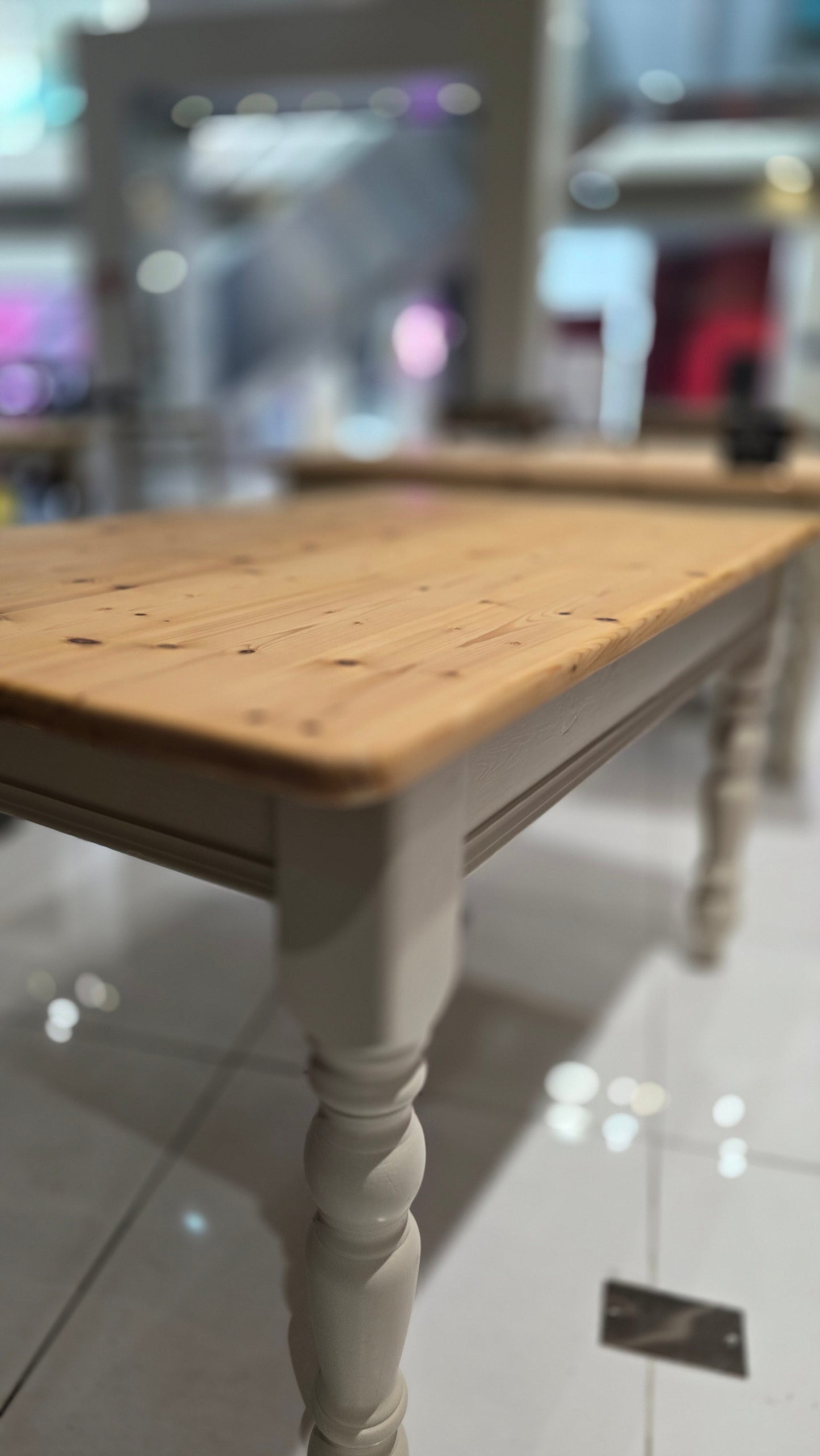 Pine dining table and 4 chairs