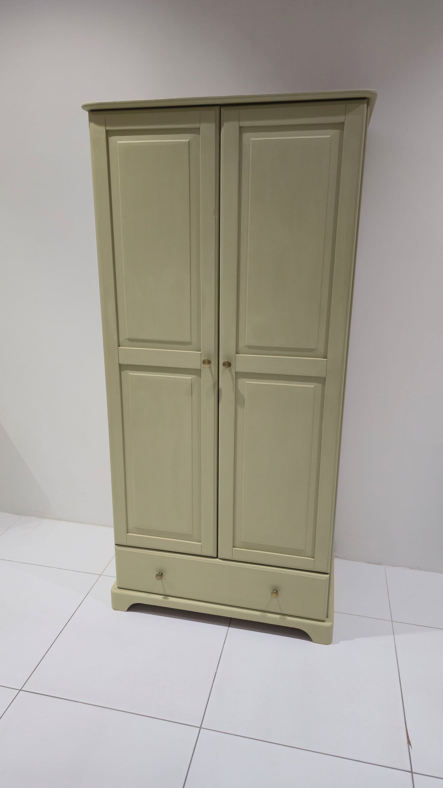 Bedroom Set: Wardrobe, Chest of drawers, Dressing table